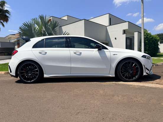 MERCEDES-BENZ-A 35 AMG-2.0 CGI GASOLINA LAUNCH EDITION 4MATIC 7G-DCT MERCEDES-BENZ-A 35 AMG-2019