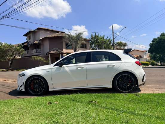 MERCEDES-BENZ-A 35 AMG-2.0 CGI GASOLINA LAUNCH EDITION 4MATIC 7G-DCT MERCEDES-BENZ-A 35 AMG-2019