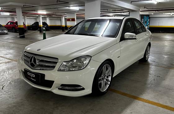 Mercedes-Benz C 180 1.8 CGI Classic 16V Turbo Gasolina 4P Automático