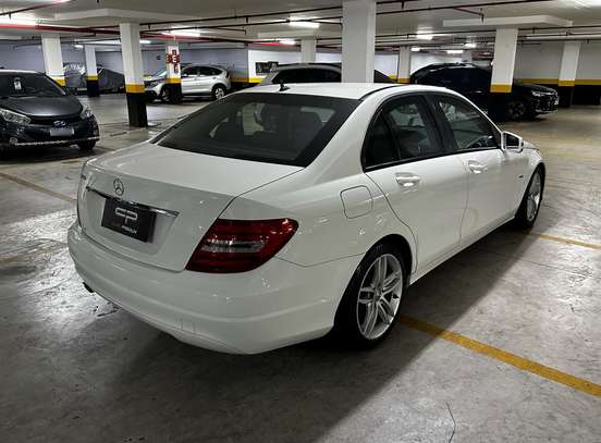 MERCEDES-BENZ-C 180-1.8 CGI CLASSIC 16V TURBO GASOLINA 4P AUTOMÁTICO MERCEDES-BENZ-C 180-2012