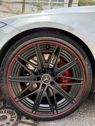 MERCEDES-BENZ-C 63 AMG-2023