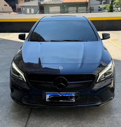 Mercedes-Benz CLA 180 1.6 CGI Gasolina 7G-DCT