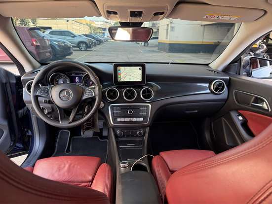 MERCEDES-BENZ-CLA 180-2018