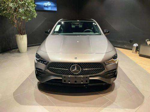 MERCEDES-BENZ-CLA 200-2024