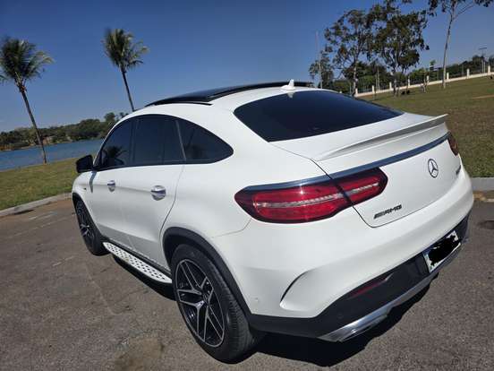 MERCEDES-BENZ-GLE 43 AMG-2016