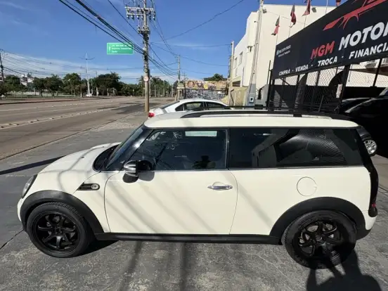 MINI-COOPER-1.6 CLUBMAN 16V GASOLINA 3P AUTOMÁTICO MINI-COOPER-2011