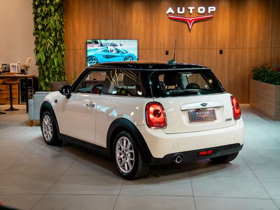 MINI-COOPER-1.5 12V TURBO GASOLINA 2P AUTOMÁTICO MINI-COOPER-2015