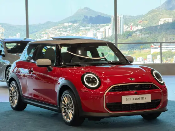 Mini Cooper 2.0 16V Twinpower Gasolina S TOP 2P Steptronic