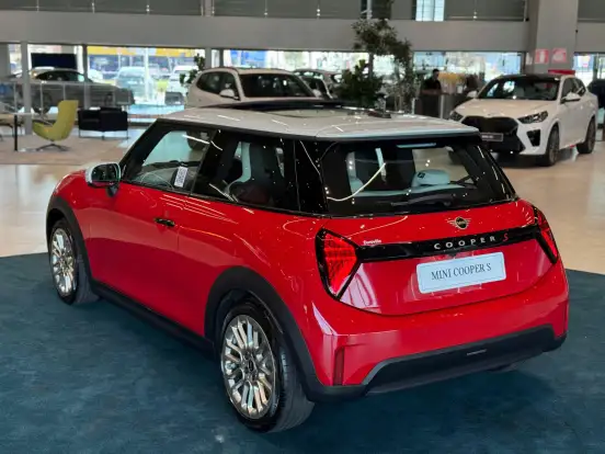 MINI-COOPER-2.0 16V TWINPOWER GASOLINA S TOP 2P STEPTRONIC MINI-COOPER-2025