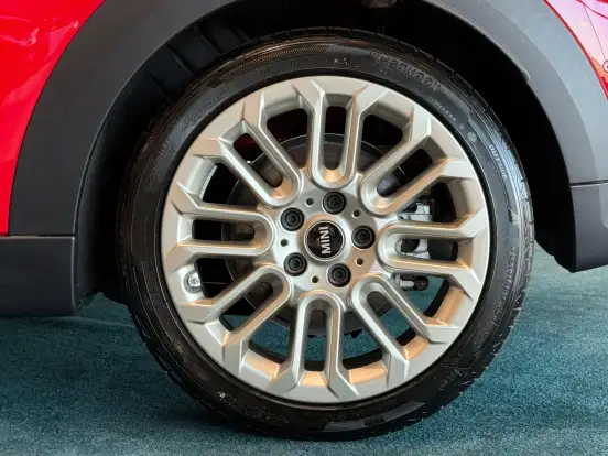MINI-COOPER-2.0 16V TWINPOWER GASOLINA S TOP 2P STEPTRONIC MINI-COOPER-2025