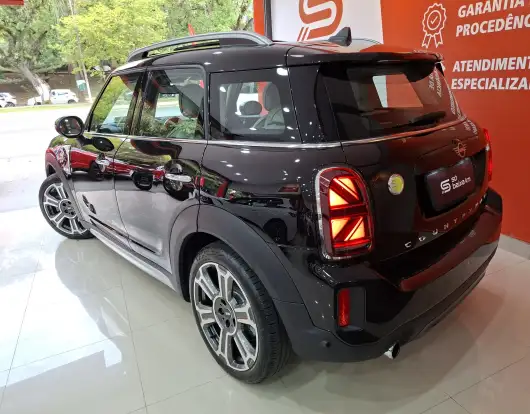 MINI-COUNTRYMAN-2021