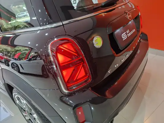 MINI-COUNTRYMAN-1.5 12V TWINPOWER TURBO HYBRID COOPER S E TOP ALL4 STEPTRONIC MINI-COUNTRYMAN-2021