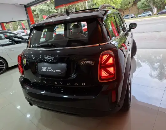 MINI-COUNTRYMAN-2021