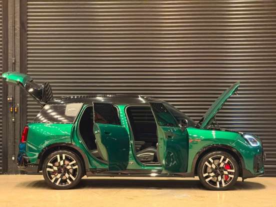 MINI-COUNTRYMAN-2.0 16V TWINPOWER TURBO GASOLINA JOHN COOPER WORKS ALL4 STEPTRONIC MINI-COUNTRYMAN-2024