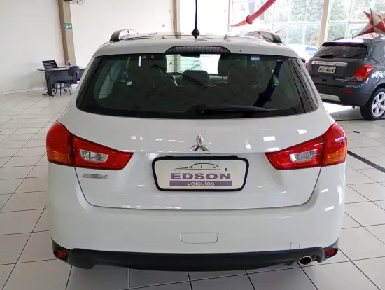 MITSUBISHI-ASX-2014