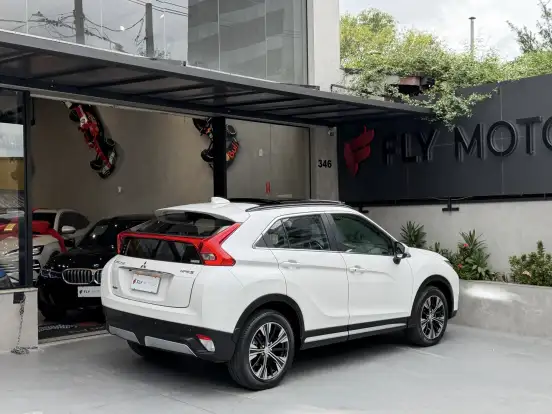 MITSUBISHI-ECLIPSE CROSS-1.5 MIVEC TURBO GASOLINA HPE-S AWD CVT MITSUBISHI-ECLIPSE CROSS-2019