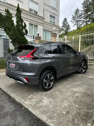 MITSUBISHI-ECLIPSE CROSS-2024