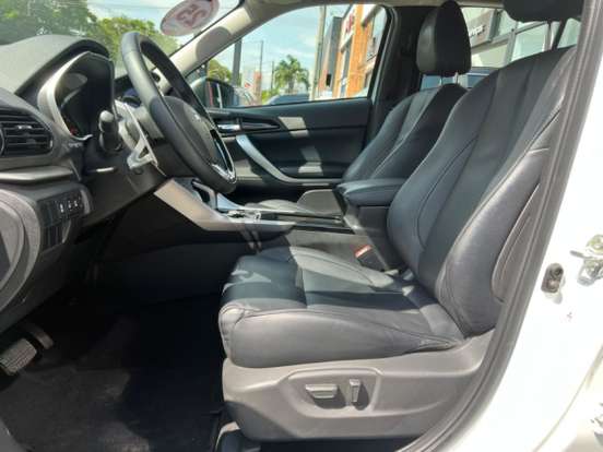 MITSUBISHI-ECLIPSE CROSS-2024