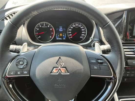 MITSUBISHI-ECLIPSE CROSS-1.5 MIVEC TURBO GASOLINA HPE CVT MITSUBISHI-ECLIPSE CROSS-2024