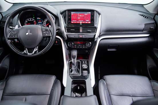 MITSUBISHI-ECLIPSE CROSS-2022