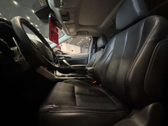 MITSUBISHI-ECLIPSE CROSS-1.5 MIVEC TURBO GASOLINA HPE-S S-AWC CVT MITSUBISHI-ECLIPSE CROSS-2023