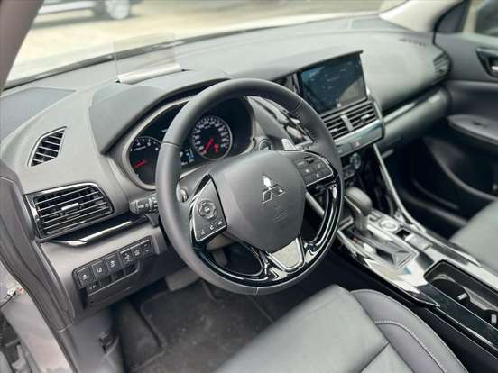 MITSUBISHI-ECLIPSE CROSS-2024
