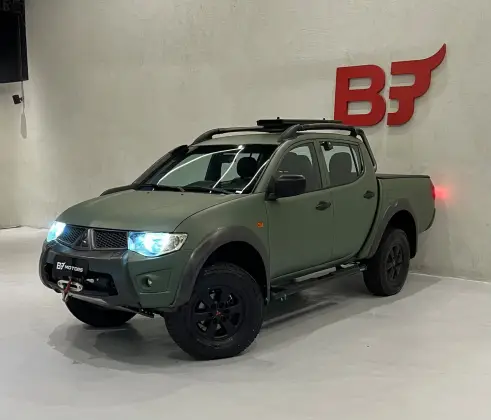 MITSUBISHI L200 SAVANA 3.2 4X4 16V TURBO INTERCOOLER DIESEL 4P AUTOMÁTICO