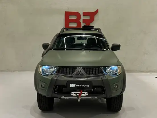MITSUBISHI-L200 SAVANA-3.2 4X4 16V TURBO INTERCOOLER DIESEL 4P AUTOMÁTICO MITSUBISHI-L200 SAVANA-2016
