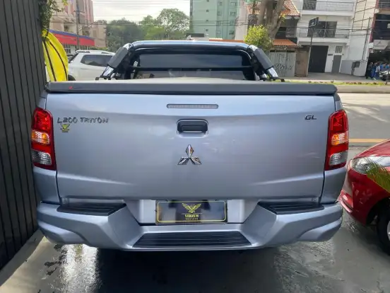 MITSUBISHI-L200 TRITON-2.4 16V TURBO DIESEL SPORT GL CD 4P 4X4 MANUAL MITSUBISHI-L200 TRITON-2018