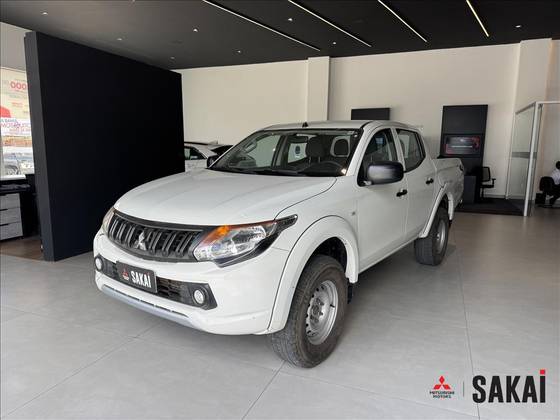 MITSUBISHI L200 TRITON 2.4 16V TURBO DIESEL GL CD 4X4 MANUAL