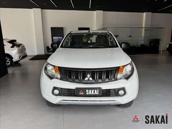 MITSUBISHI-L200 TRITON-2023