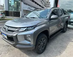 MITSUBISHI L200 TRITON 2.4 16V TURBO DIESEL OUTDOOR GLS CD 4X4 AUTOMÁTICO MITSUBISHI L200 TRITON 2.4 16V TURBO DIESEL OUTDOOR GLS CD 4X4 AUTOMÁTICO