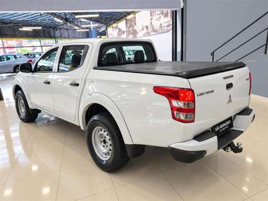 MITSUBISHI-L200 TRITON-2.4 16V TURBO DIESEL SPORT GLS CD 4P 4X4 AUTOMÁTICO MITSUBISHI-L200 TRITON-2023