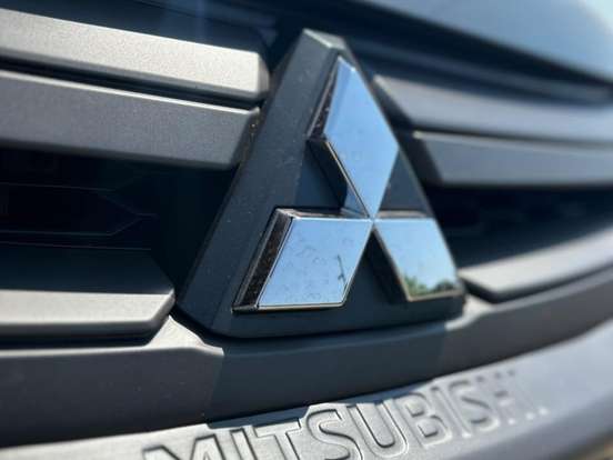 MITSUBISHI-L200 TRITON-2.4 16V TURBO DIESEL SPORT GLS CD 4P 4X4 AUTOMÁTICO MITSUBISHI-L200 TRITON-2024