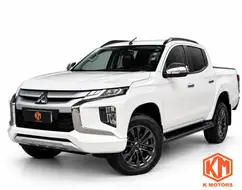 MITSUBISHI L200 TRITON 2.4 16V TURBO DIESEL SPORT HPE CD 4P 4X4 AUTOMÁTICO MITSUBISHI L200 TRITON 2.4 16V TURBO DIESEL SPORT HPE CD 4P 4X4 AUTOMÁTICO