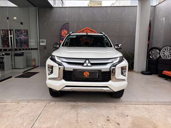 MITSUBISHI-L200 TRITON-2025