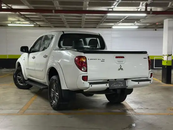 MITSUBISHI-L200 TRITON-2015