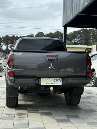 MITSUBISHI-L200 TRITON-2011