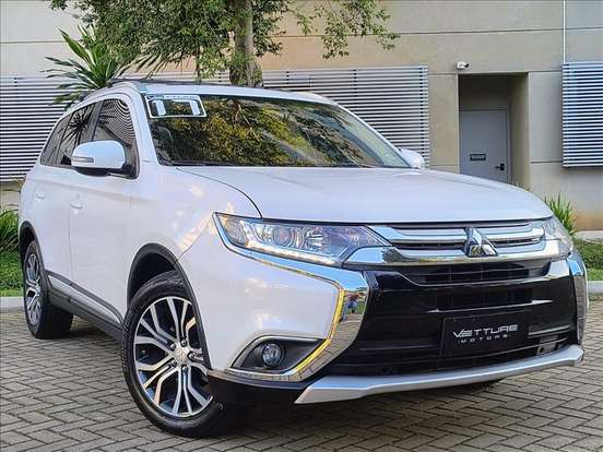 MITSUBISHI-OUTLANDER-2016