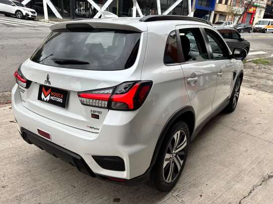 MITSUBISHI-OUTLANDER-2.0 MIVEC GASOLINA HPE AUTOMÁTICO MITSUBISHI-OUTLANDER-2021