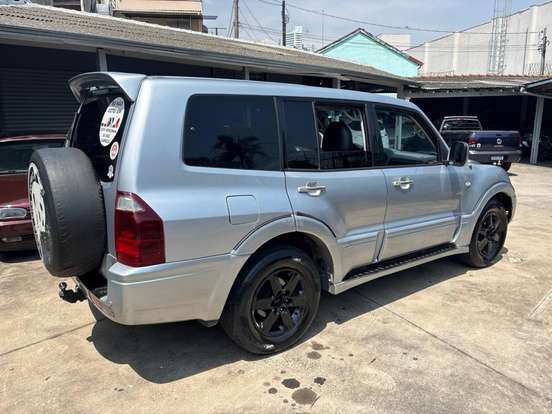 MITSUBISHI-PAJERO FULL-3.2 GLS 4X4 16V TURBO INTERCOOLER DIESEL 4P AUTOMÁTICO MITSUBISHI-PAJERO FULL-2006