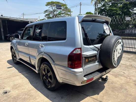 MITSUBISHI-PAJERO FULL-3.2 GLS 4X4 16V TURBO INTERCOOLER DIESEL 4P AUTOMÁTICO MITSUBISHI-PAJERO FULL-2006