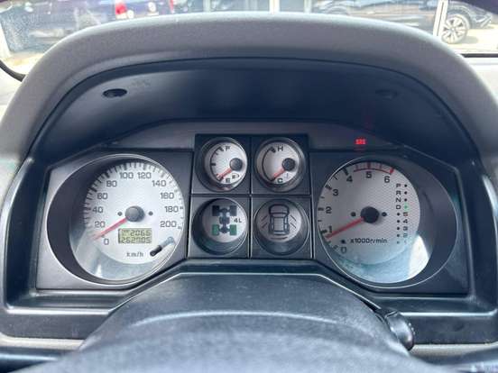 MITSUBISHI-PAJERO FULL-2006