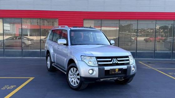 MITSUBISHI PAJERO FULL 3.8 HPE 4X4 V6 24V GASOLINA 4P AUTOMÁTICO