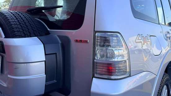 MITSUBISHI-PAJERO FULL-3.8 HPE 4X4 V6 24V GASOLINA 4P AUTOMÁTICO MITSUBISHI-PAJERO FULL-2008