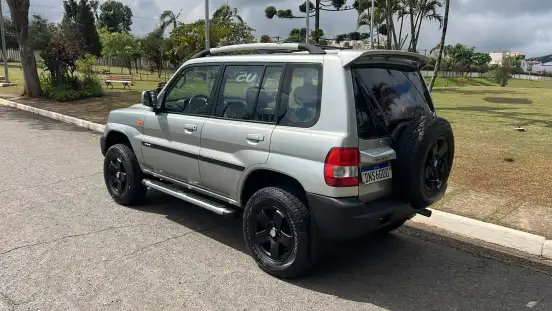 MITSUBISHI-PAJERO TR4-2.0 4X4 16V 131CV GASOLINA 4P MANUAL MITSUBISHI-PAJERO TR4-2004