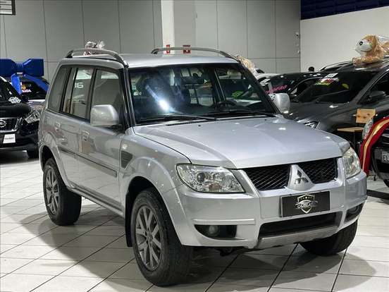MITSUBISHI-PAJERO TR4-2012