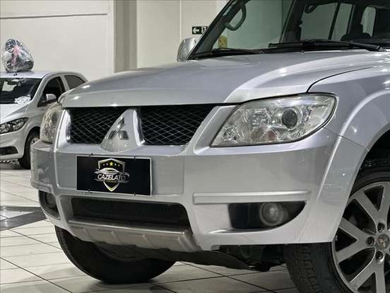 MITSUBISHI-PAJERO TR4-2012