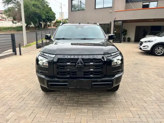 MITSUBISHI-TRITON-2.4 BITURBO DIESEL CD KATANA 4X4 AUTOMÁTICO MITSUBISHI-TRITON-2025