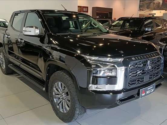 MITSUBISHI-TRITON-2.4 BITURBO DIESEL CD HPE 4X4 AUTOMÁTICO MITSUBISHI-TRITON-2025